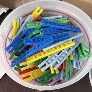 Vtg Playskool Fiddlesticks Plastic Construction Toy 122 Pieces Multicolor HTF